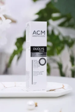 ACM Duolys Riche voide ikääntyvälle ja kuivalle iholle