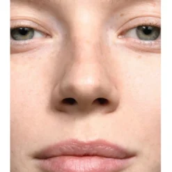 Mádara H2O Tint Hyaluron Tinted Serum 1 May Flower 30 ml